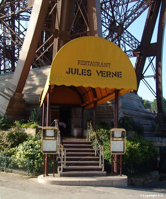 Le Jules Verne